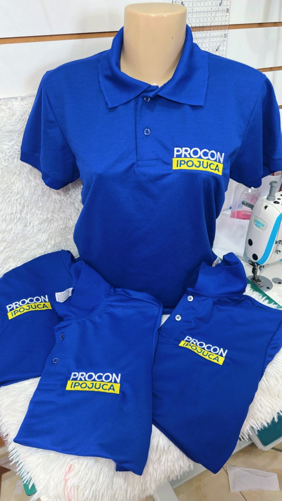 Roupas bordadas